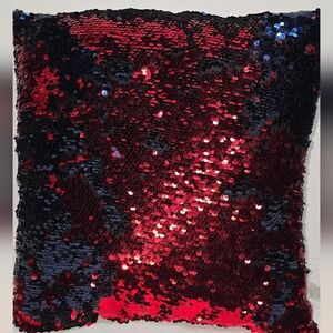 Reversible Color Change Sequin Throw Two-Tone Red and Navy